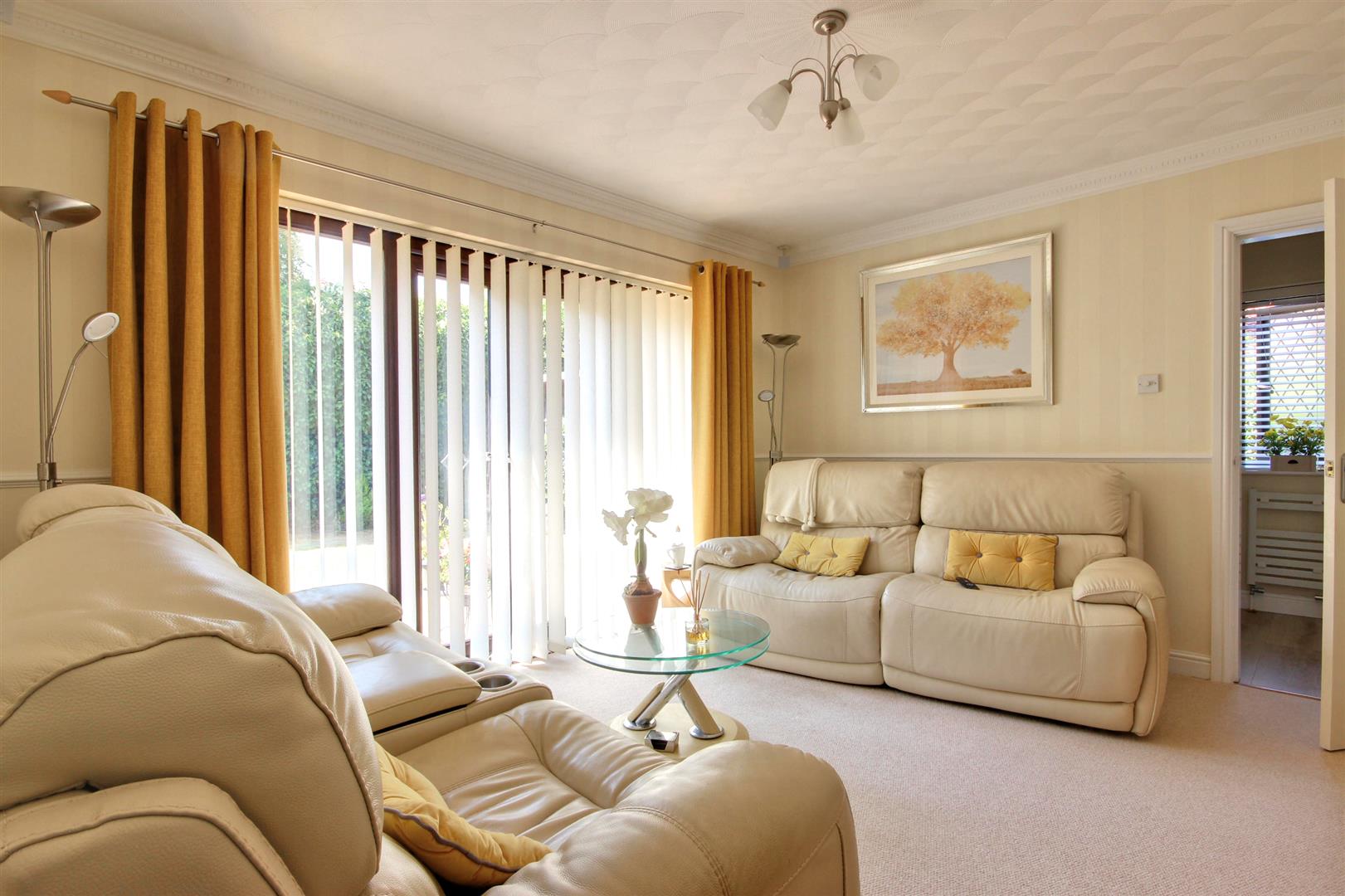 Walnut Close, Cottingham